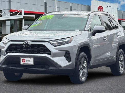 Certified 2025 Toyota RAV4 XLE image 8