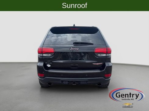 Used 2018 Jeep Grand Cherokee Trailhawk AWD/4WD image 5