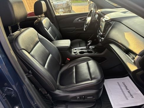 Used 2023 Chevrolet Traverse LT w/ LT Premium Package image 27
