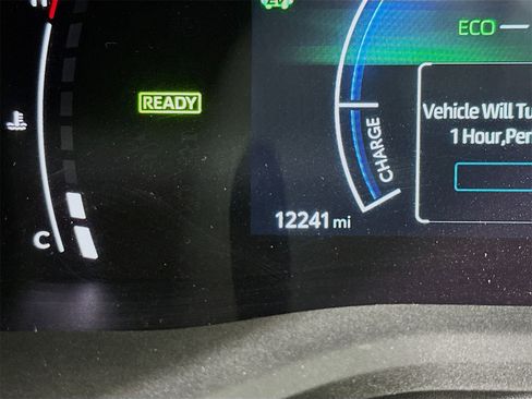 Certified 2025 Toyota Camry LE w/ Convenience Package image 12