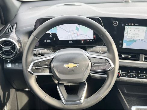 Used 2026 Chevrolet Equinox LT w/ Convenience Package II image 15