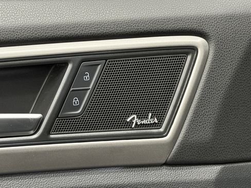 Used 2020 Volkswagen Atlas Cross Sport SEL Premium R-Line image 23