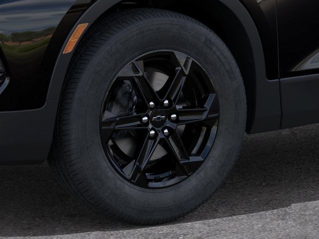 New 2026 Chevrolet Blazer LT w/ Convenience Package FWD image 9