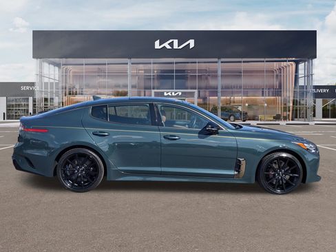 Used 2023 Kia Stinger GT2 w/ Option Group 020 image 3