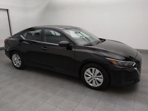 Used 2025 Nissan Sentra S FWD image 11
