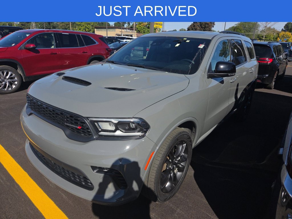 Used 2025 Dodge Durango GT AWD/4WD image 1