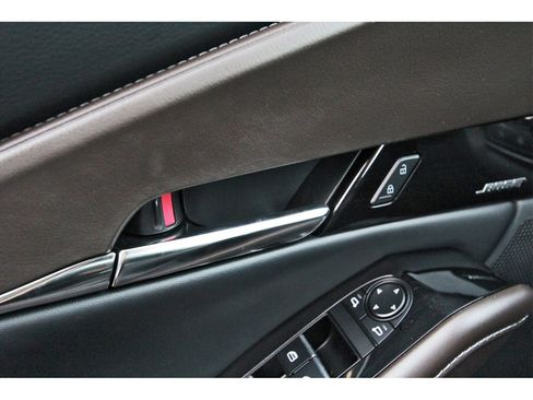 Certified 2025 MAZDA CX-30 AWD 2.5 S w/ Premium Package image 19