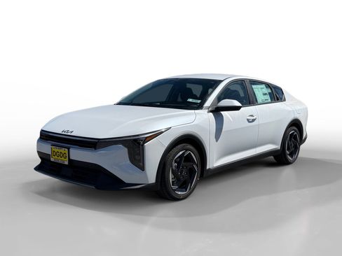 New 2026 Kia K4 EX image 1