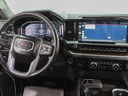 Used 2022 GMC Sierra 1500 Elevation w/ Elevation Premium Package image 18