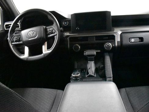 Certified 2025 Toyota 4Runner SR5 image 18