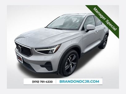 Used 2025 Volvo XC40 B5 Core