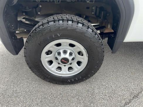 Used 2024 GMC Sierra 3500 Pro AWD/4WD image 12