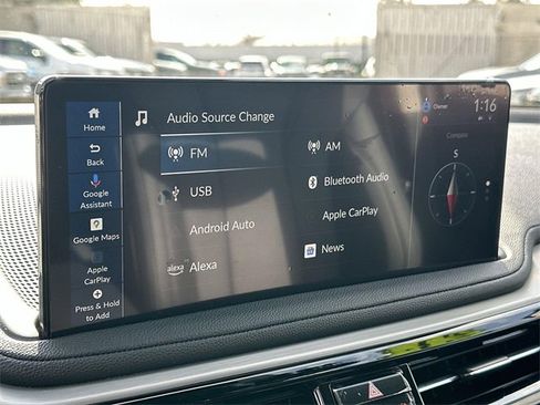 Used 2025 Acura MDX SH-AWD image 12