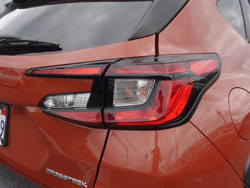Certified 2025 Subaru Crosstrek 2.5i Limited AWD/4WD image 5