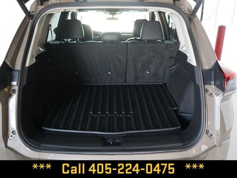 Used 2025 Nissan Rogue SV AWD/4WD image 27