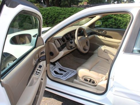 Used 2005 Buick Le Sabre Limited w/ Celebration Edition Package FWD image 5