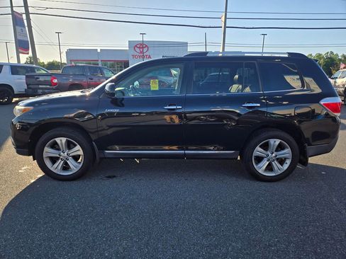 Used 2013 Toyota Highlander Limited AWD/4WD image 8
