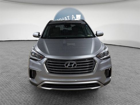 Used 2017 Hyundai Santa Fe SE image 9