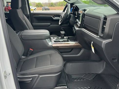 New 2026 Chevrolet Silverado 1500 RST w/ Dark Appearance Package AWD/4WD image 28