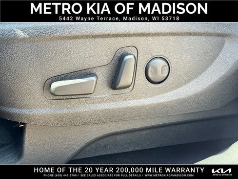 Used 2022 Kia Telluride EX w/ EX Premium Package AWD/4WD image 14