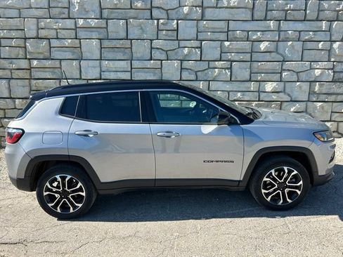 Certified 2023 Jeep Compass Limited AWD/4WD image 6