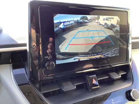 Used 2024 Toyota Corolla LE image 40