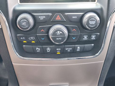 Used 2016 Jeep Grand Cherokee Overland RWD image 18