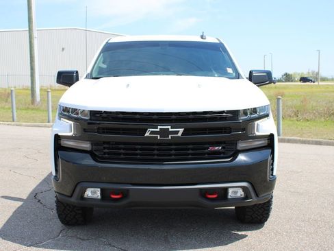 Used 2022 Chevrolet Silverado 1500 LT Trail Boss w/ Bed Protection Package AWD/4WD image 4