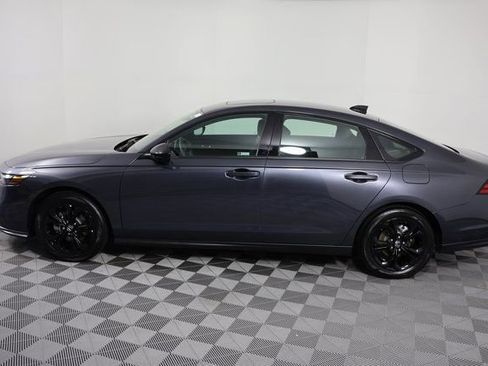 Certified 2025 Honda Accord SE image 5