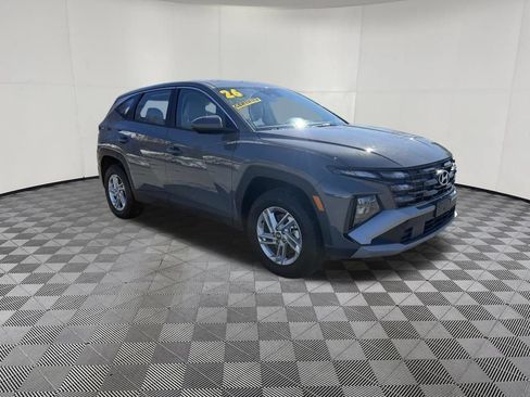 Certified 2026 Hyundai Tucson SE AWD/4WD image 3