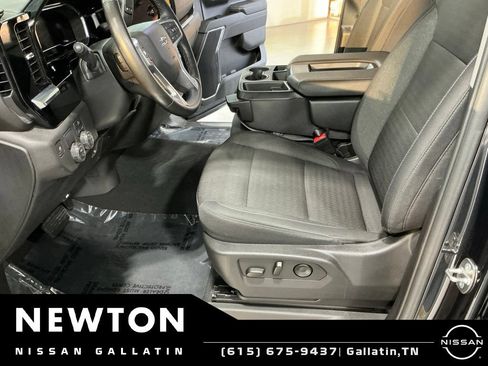 Used 2024 Chevrolet Silverado 1500 RST RWD image 15