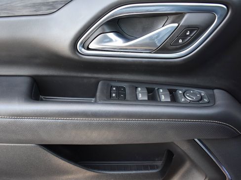 Used 2021 GMC Yukon SLT w/ SLT Premium Package image 13