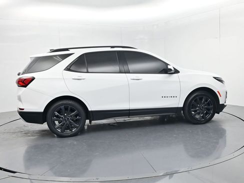 Used 2022 Chevrolet Equinox RS FWD image 8