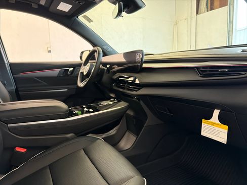 New 2026 Buick Enclave Sport Touring w/ Power Package image 28