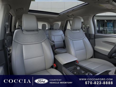 New 2026 Ford Explorer Active w/ Active Comfort Package image 10