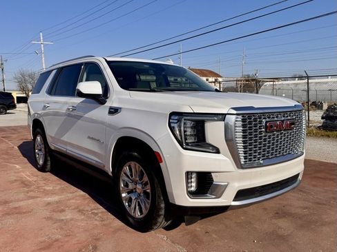 Used 2022 GMC Yukon Denali image 3
