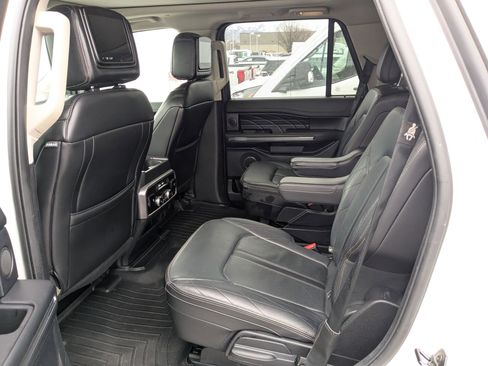 Used 2020 Ford Expedition Platinum image 30