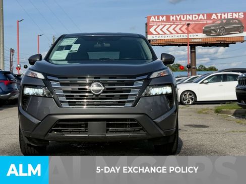 Used 2025 Nissan Rogue SV FWD image 3