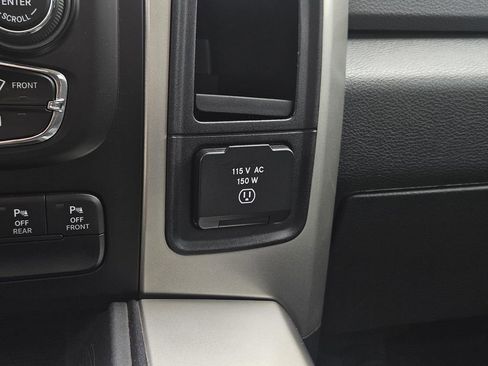Used 2017 RAM 1500 Lone Star RWD image 27