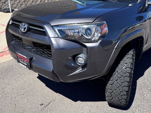 Used 2021 Toyota 4Runner SR5 Premium w/ Moonroof Package AWD/4WD image 5