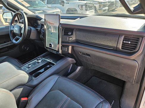 Used 2024 Ford Expedition Max Limited AWD/4WD image 32