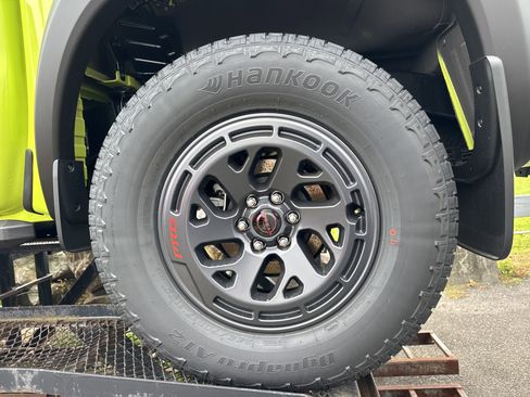 New 2026 Nissan Frontier PRO-4X w/ Pro-4x Convenience Package image 27