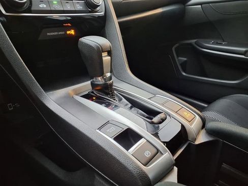 Used 2018 Honda Civic EX image 15