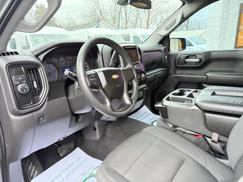 Used 2021 Chevrolet Silverado 1500 Custom image 5