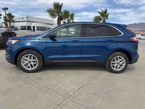 Used 2024 Ford Edge SEL AWD/4WD image 2