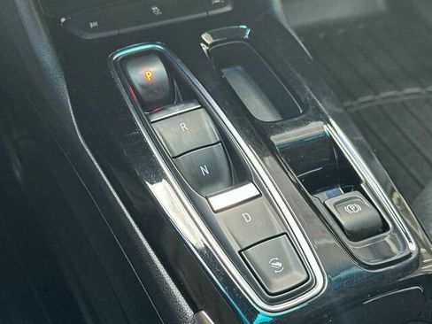 Used 2022 Chevrolet Bolt LT image 25