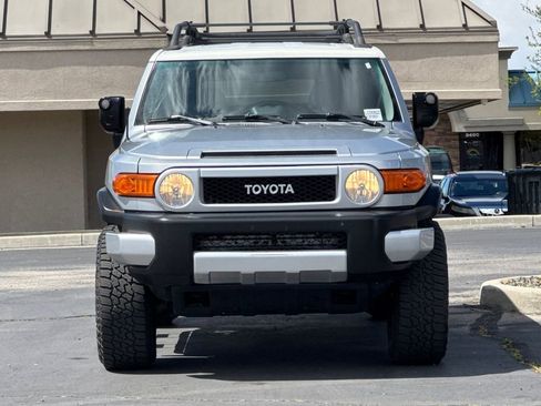 Used 2008 Toyota FJ Cruiser 4WD image 9
