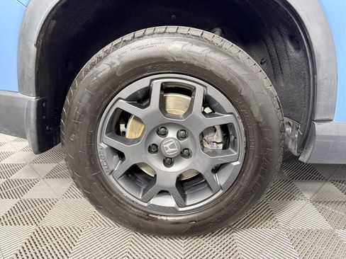 Used 2023 Honda Pilot TrailSport image 16