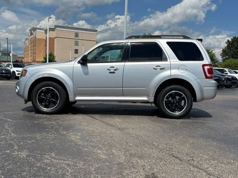 Used 2010 Ford Escape XLT FWD image 5