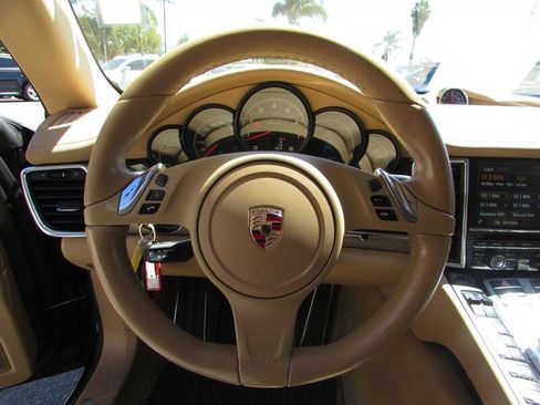 Used 2015 Porsche Panamera 4 AWD/4WD image 11